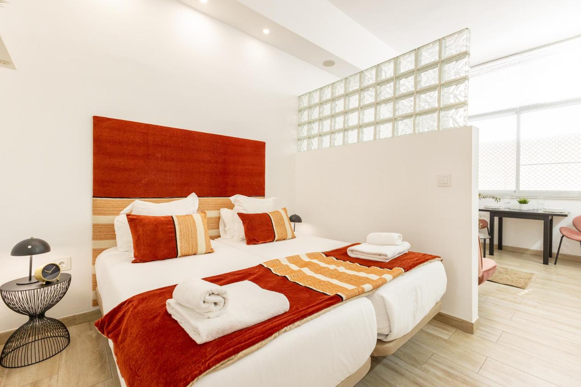 Apartamento Encantador Estudio En Alameda De Hércules