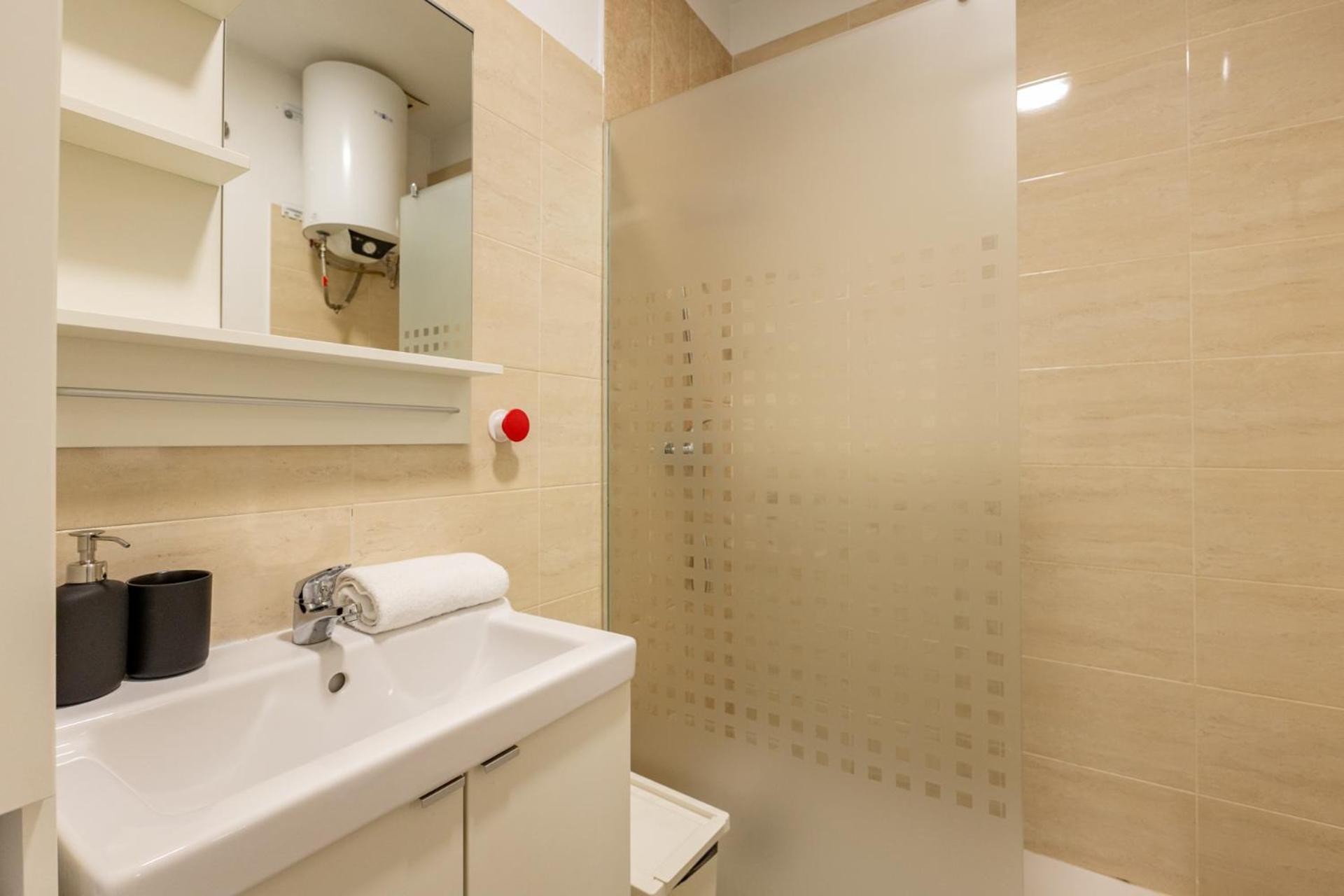 Apartamento Encantador Estudio En Alameda De Hércules